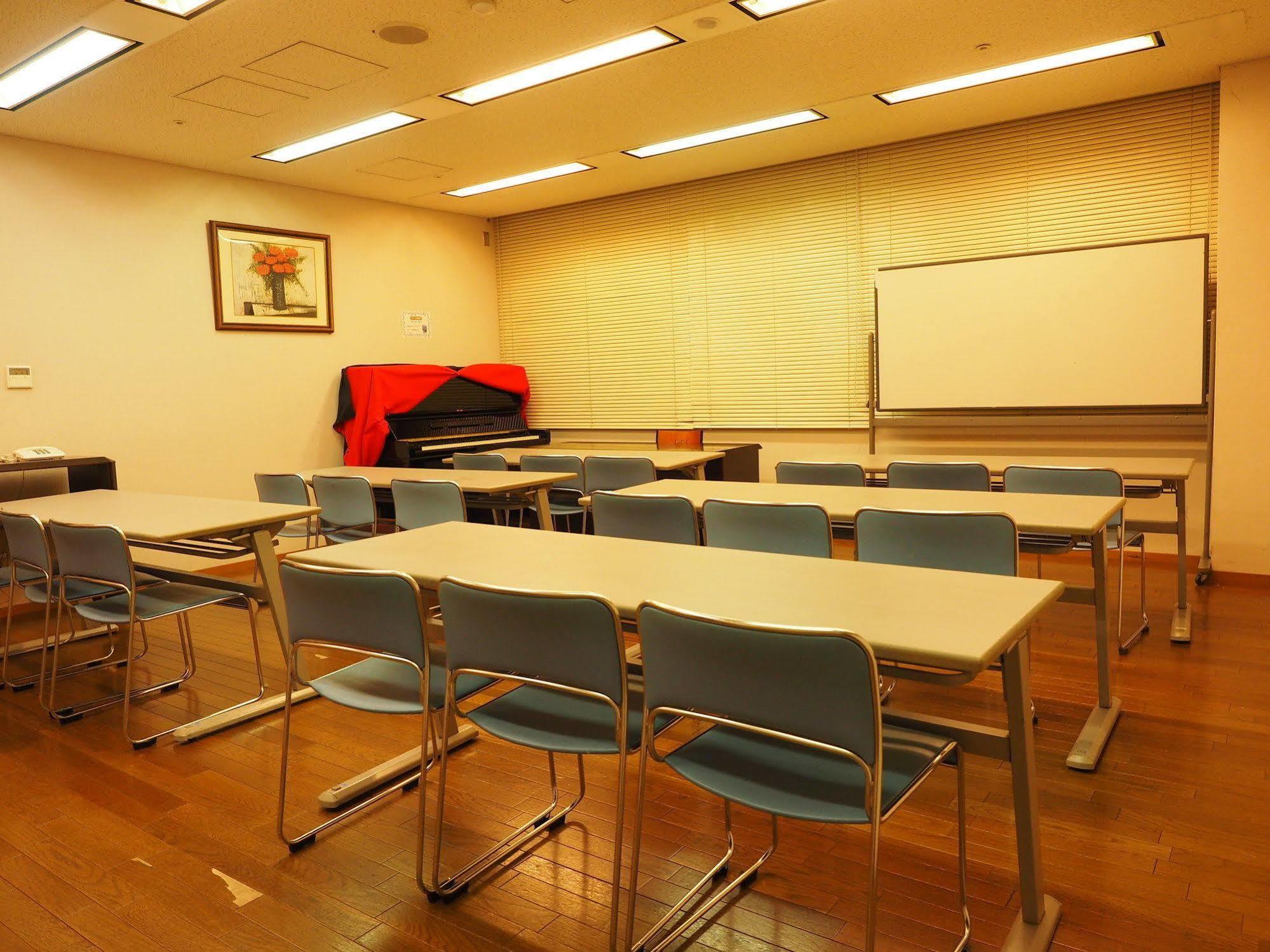 Osaka Nagai Municipal Youth Hostel Экстерьер фото